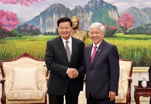 Chủ tịch Ủy ban Trung ương MTTQ Việt Nam gặp Tổng Bí thư, Chủ tịch nước Lào