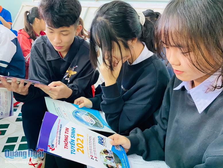 Các trường đại học ở Quảng Ngãi: Khởi động công tác tư vấn tuyển sinh