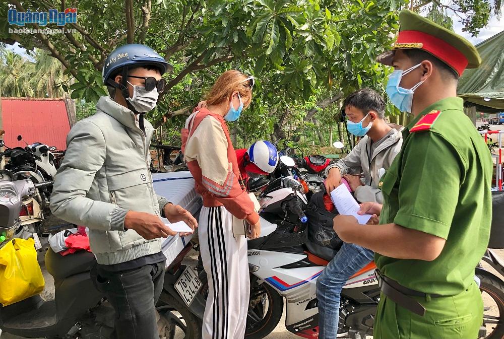 Thêm 19 người về từ TP.Hồ Chí Minh và Bình Dương dương tính với vi rút SARS-CoV-2