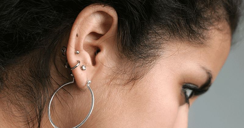 Những sai lầm khi chăm sóc xỏ lỗ tai phổ biến