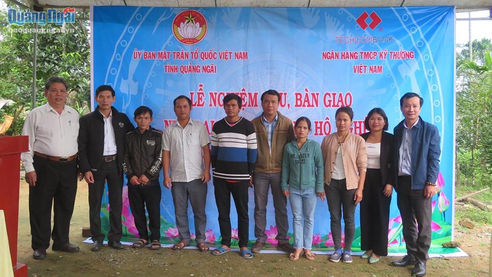 Nghiệm thu và bàn giao 60 nhà đại đoàn kết cho hộ nghèo ở Trà Bồng